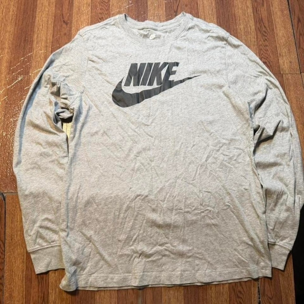 Nike Grey Medium Retro‎ Tech Sportswear Sleeve Shirt Medium